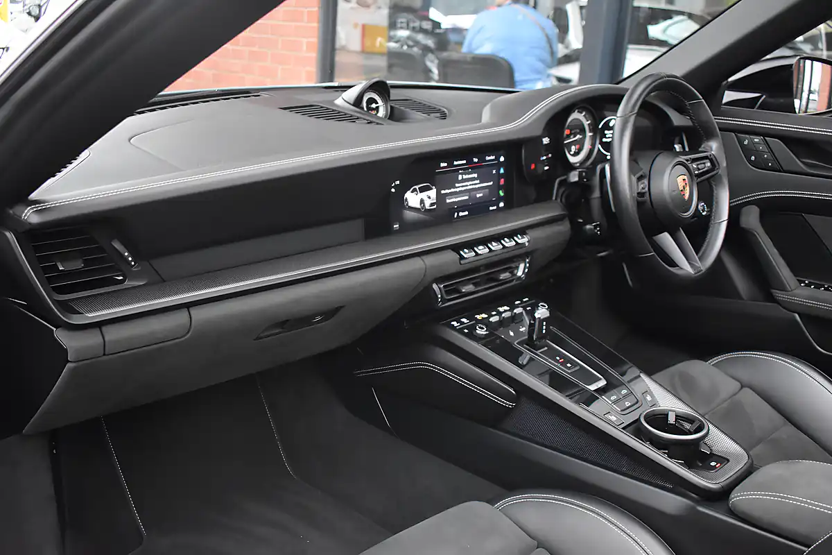 Used 2023 Porsche 911 Carrera Gts Arctic Grey - Interior and Exterior details 14