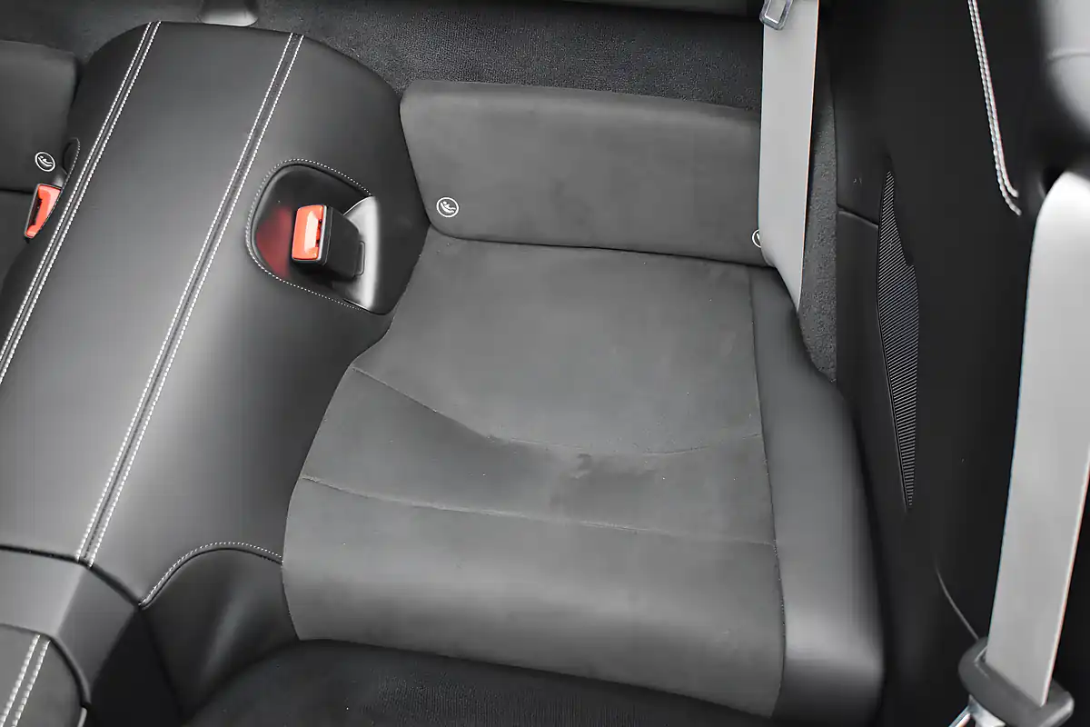 Used 2023 Porsche 911 Carrera Gts Arctic Grey - Interior and Exterior details 15