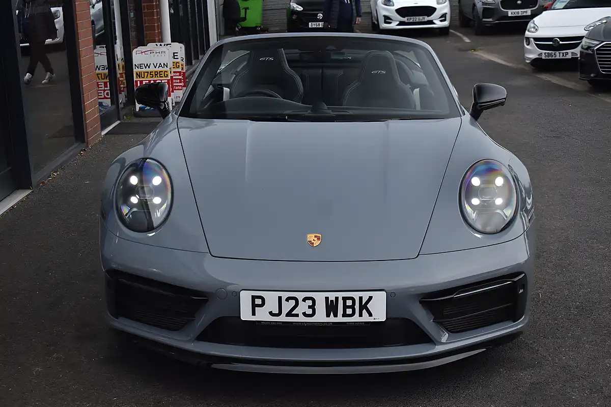 Used 2023 Porsche 911 Carrera Gts Arctic Grey - Interior and Exterior details 3