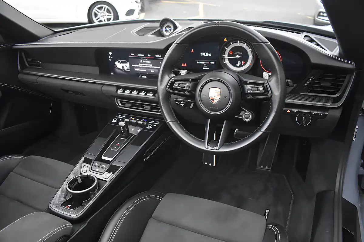 Used 2023 Porsche 911 Carrera Gts Arctic Grey - Interior and Exterior details 8