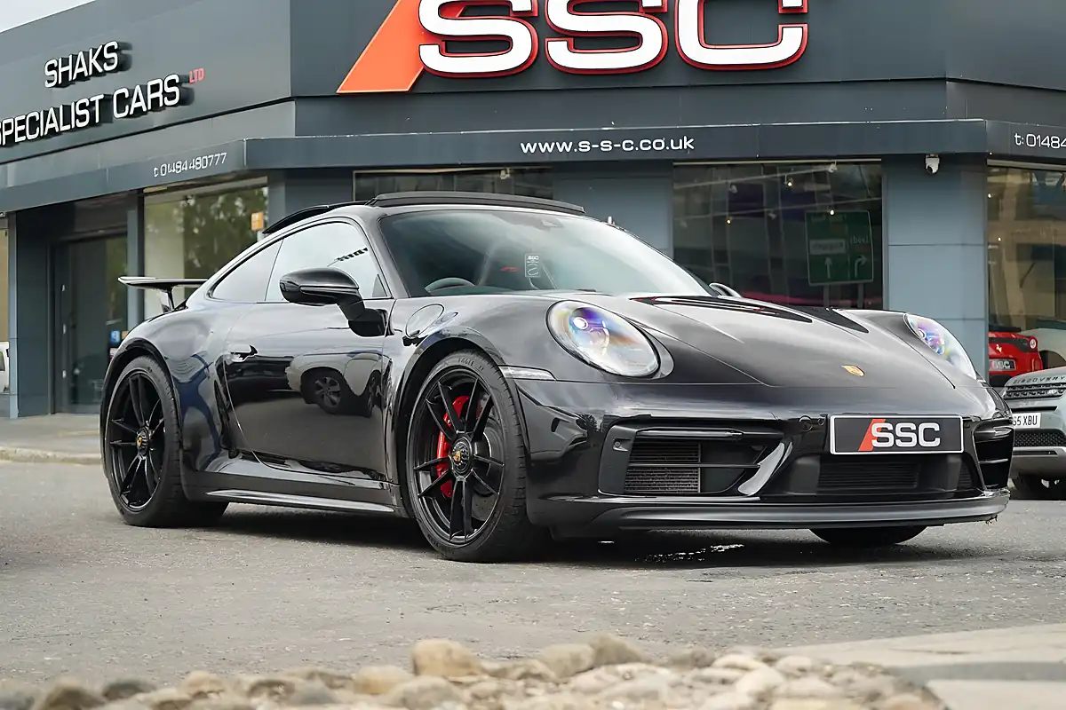 Used 2023 Porsche 911 Carrera Gts Black - Interior and Exterior details 4