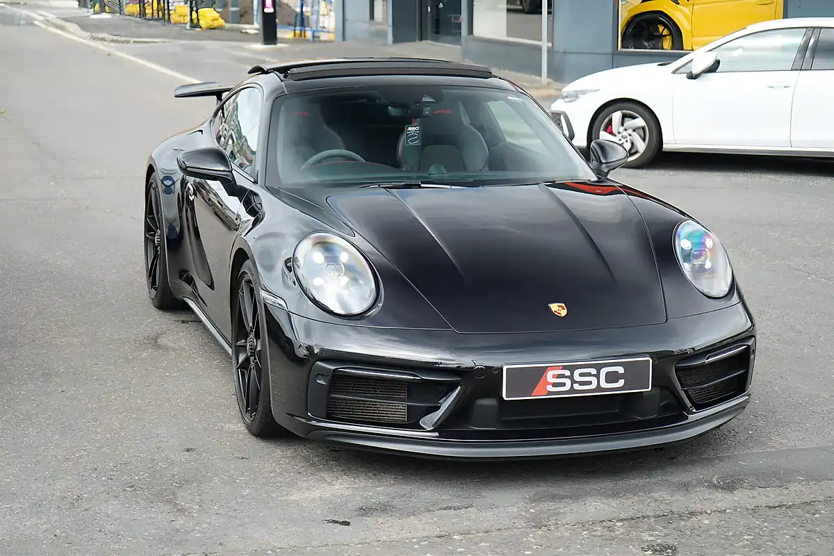 Used 2023 Porsche 911 Carrera Gts Black - Interior and Exterior details 5