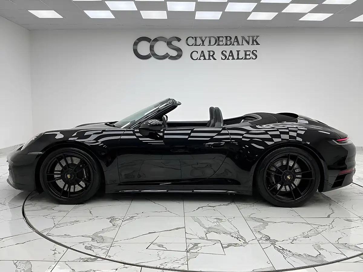 Used 2023 Porsche 911 Carrera Gts Black - Interior and Exterior details 6
