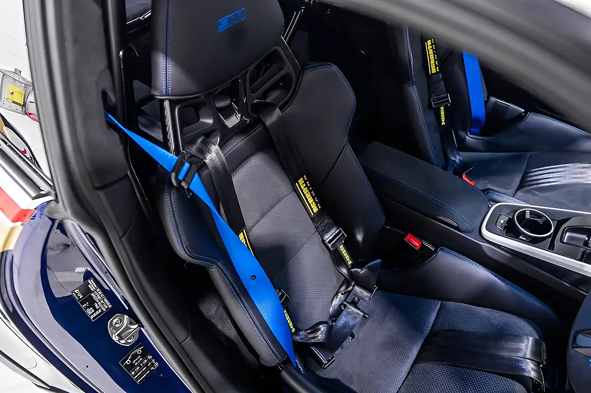 Used 2023 Porsche 911 Dakar Multi-Colour - Interior and Exterior details 12