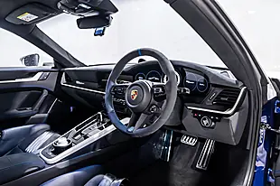 Used 2023 Porsche 911 Dakar Multi-Colour - Interior and Exterior details 4