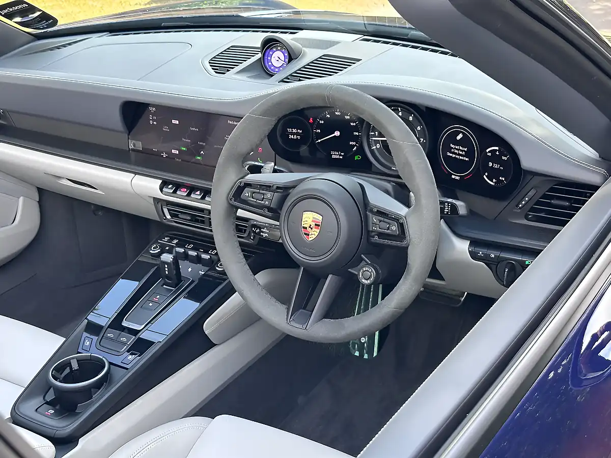 Used 2023 Porsche 911 Gts Targa Gentian Blue - Interior and Exterior details 10
