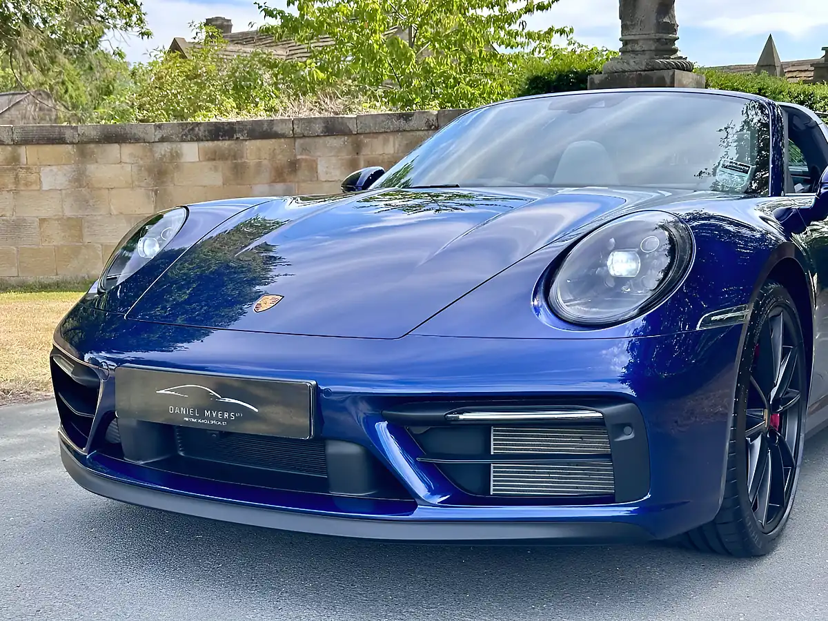 Used 2023 Porsche 911 Gts Targa Gentian Blue - Interior and Exterior details 16