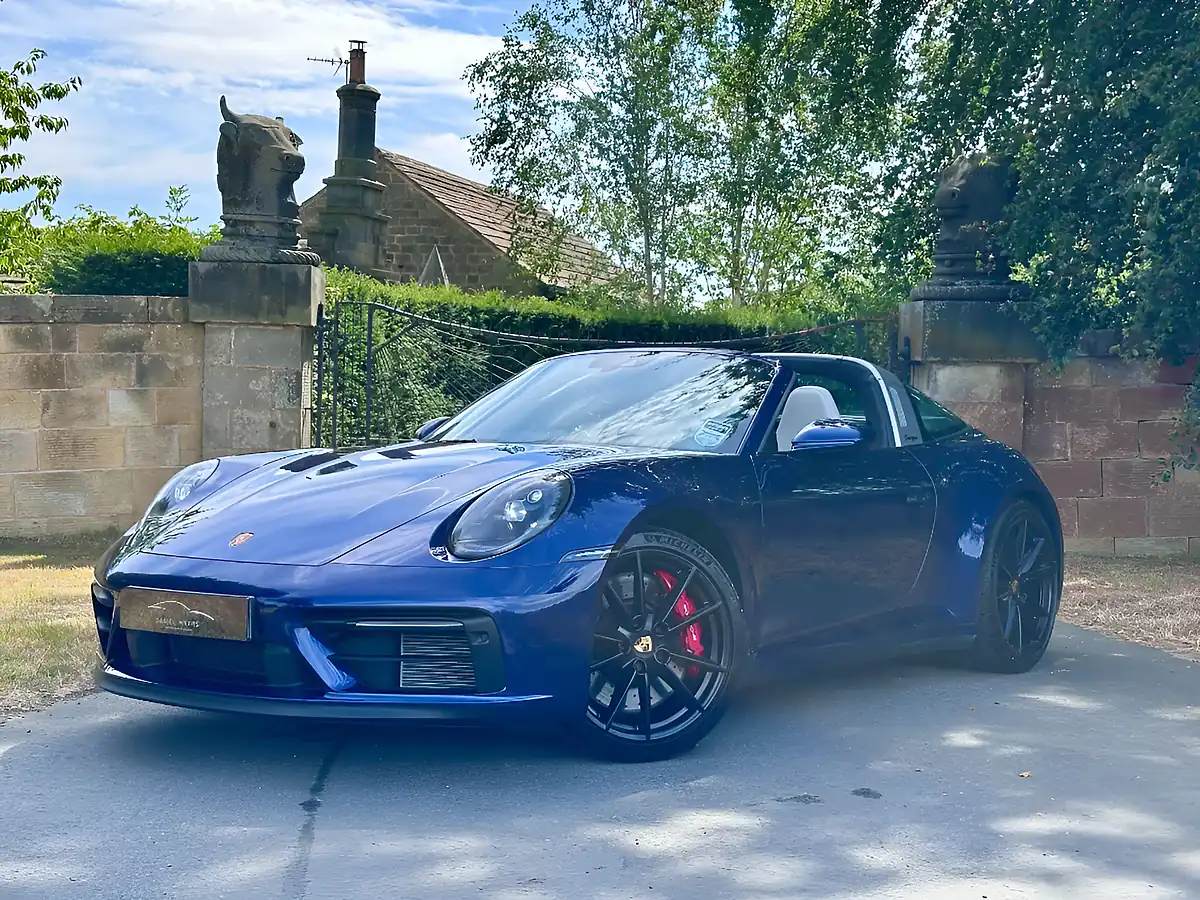 Used 2023 Porsche 911 Gts Targa Gentian Blue - Interior and Exterior details 6
