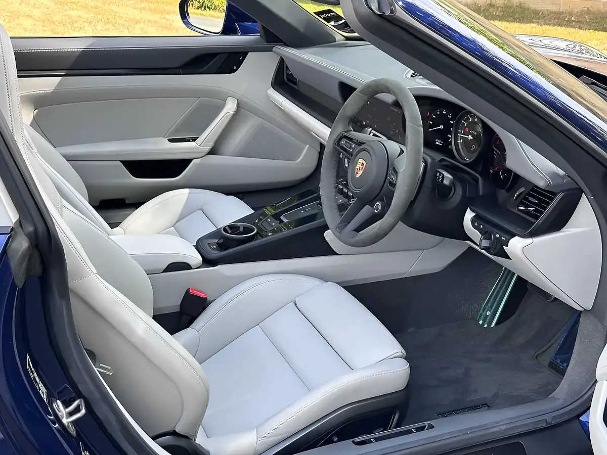 Used 2023 Porsche 911 Gts Targa Gentian Blue - Interior and Exterior details 8