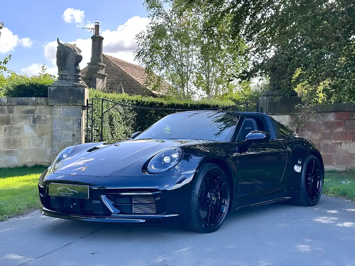 Used 2023 Porsche 911 Gts Targa Jet Black - Interior and Exterior details 19