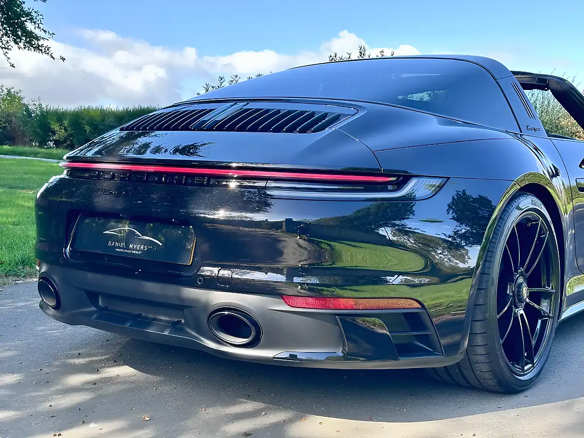 Used 2023 Porsche 911 Gts Targa Jet Black - Interior and Exterior details 2