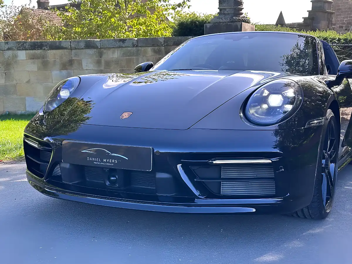 Used 2023 Porsche 911 Gts Targa Jet Black - Interior and Exterior details 9