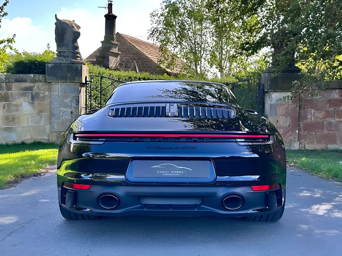 Used 2023 Porsche 911 Gts Targa Jet Black - Interior and Exterior details 5