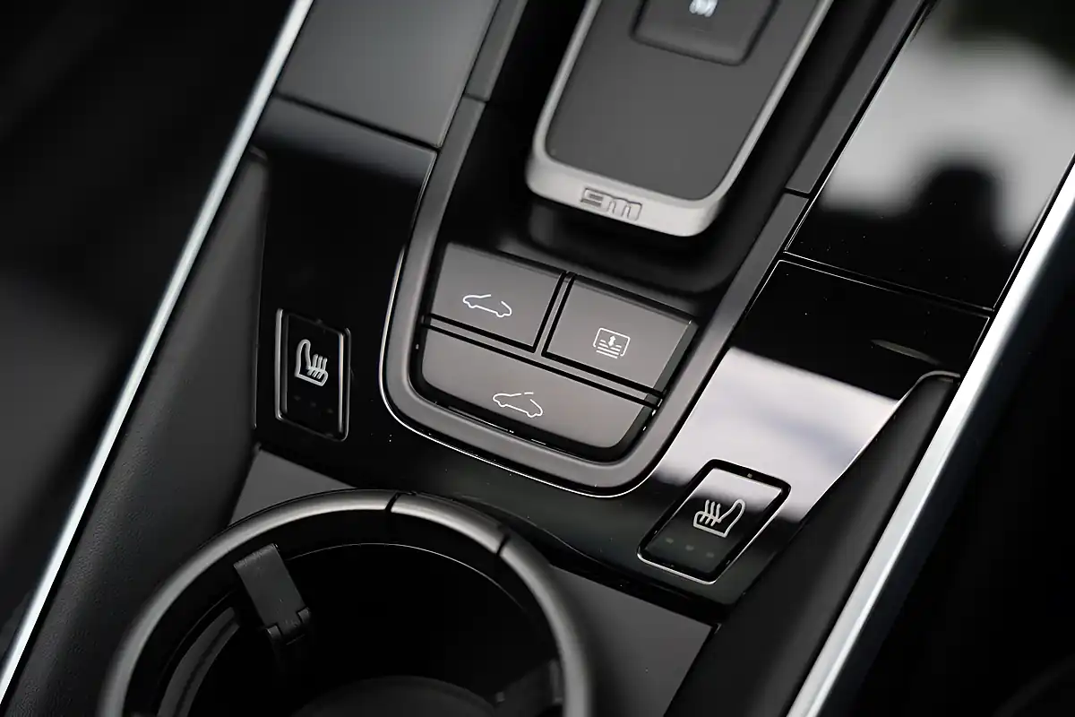 Used 2023 Porsche 911 T Black - Interior and Exterior details 17