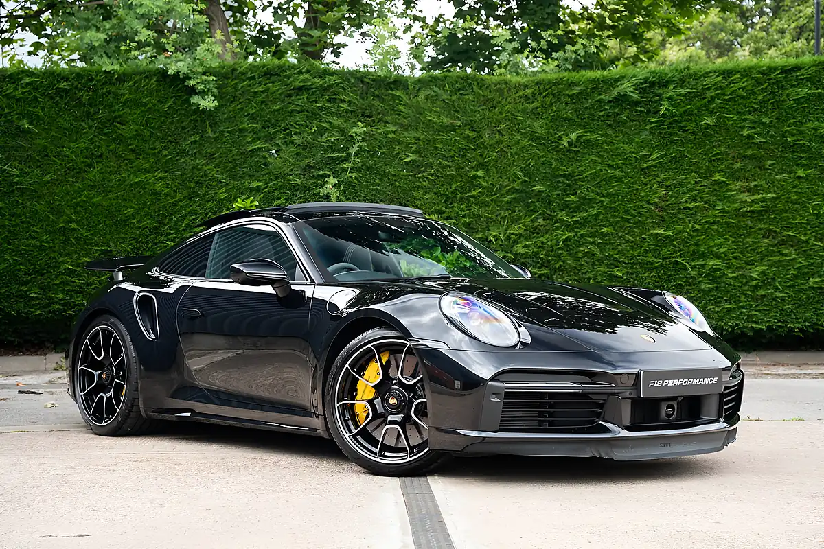 Used 2023 Porsche 911 T Black - Interior and Exterior details 5