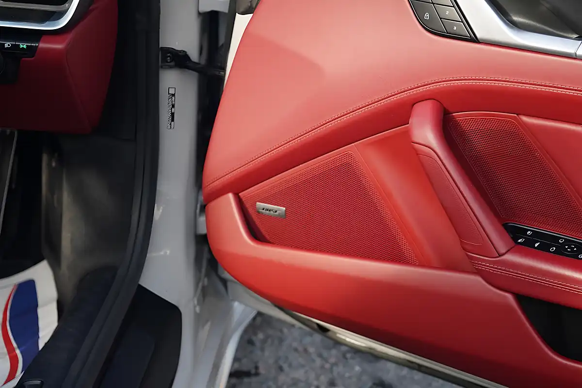 Used 2023 Porsche 911 Turbo S Crayon (grey) - Interior and Exterior details 15