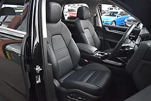 Used 2023 Porsche Cayenne Chromite Black - Interior and Exterior details 7