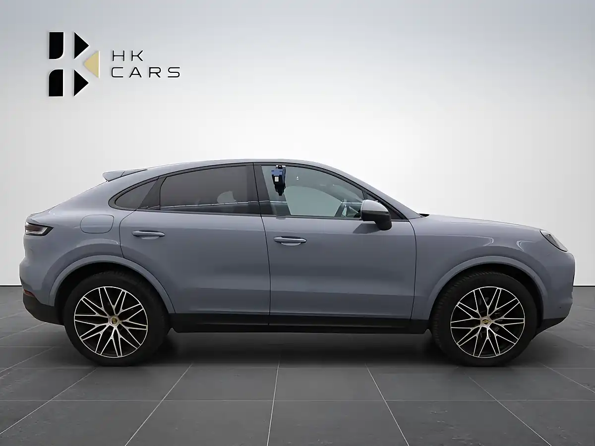 Used 2023 Porsche Cayenne Coupe Grey - Interior and Exterior details 2