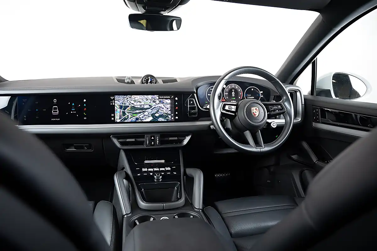 Used 2023 Porsche Cayenne Coupe Grey - Interior and Exterior details 10