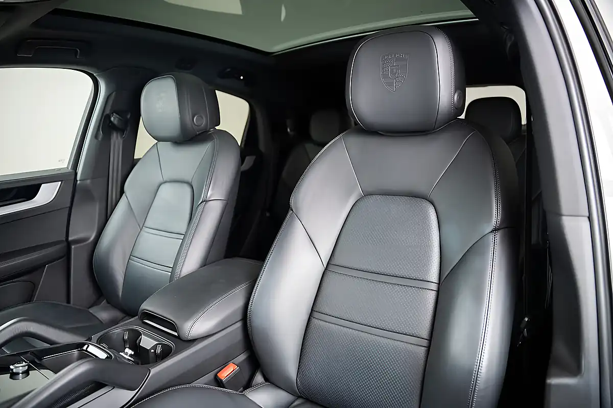 Used 2023 Porsche Cayenne Coupe Grey - Interior and Exterior details 11