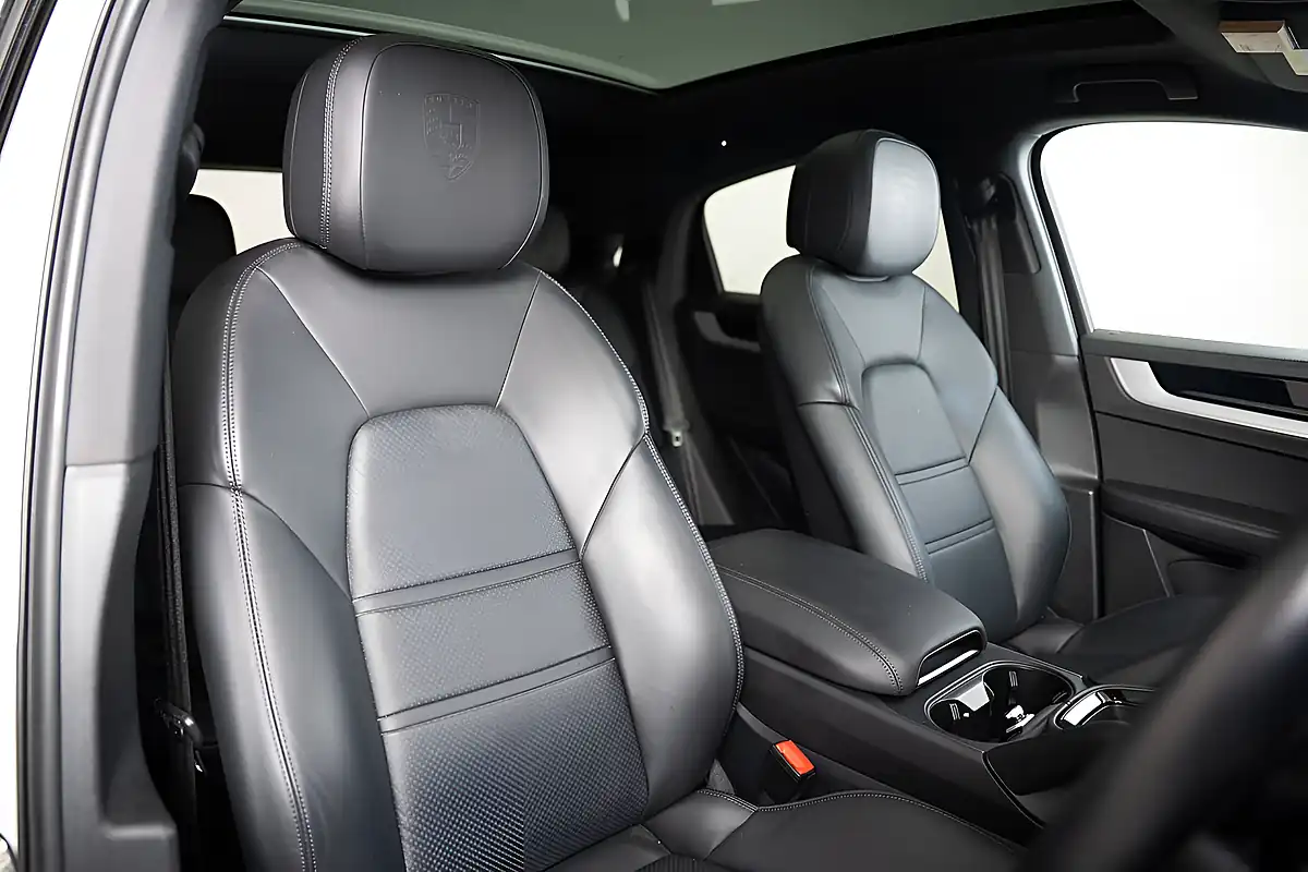 Used 2023 Porsche Cayenne Coupe Grey - Interior and Exterior details 6