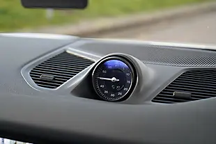 Used 2023 Porsche Cayenne Panroof+sport Design Pack White - Interior and Exterior details 12