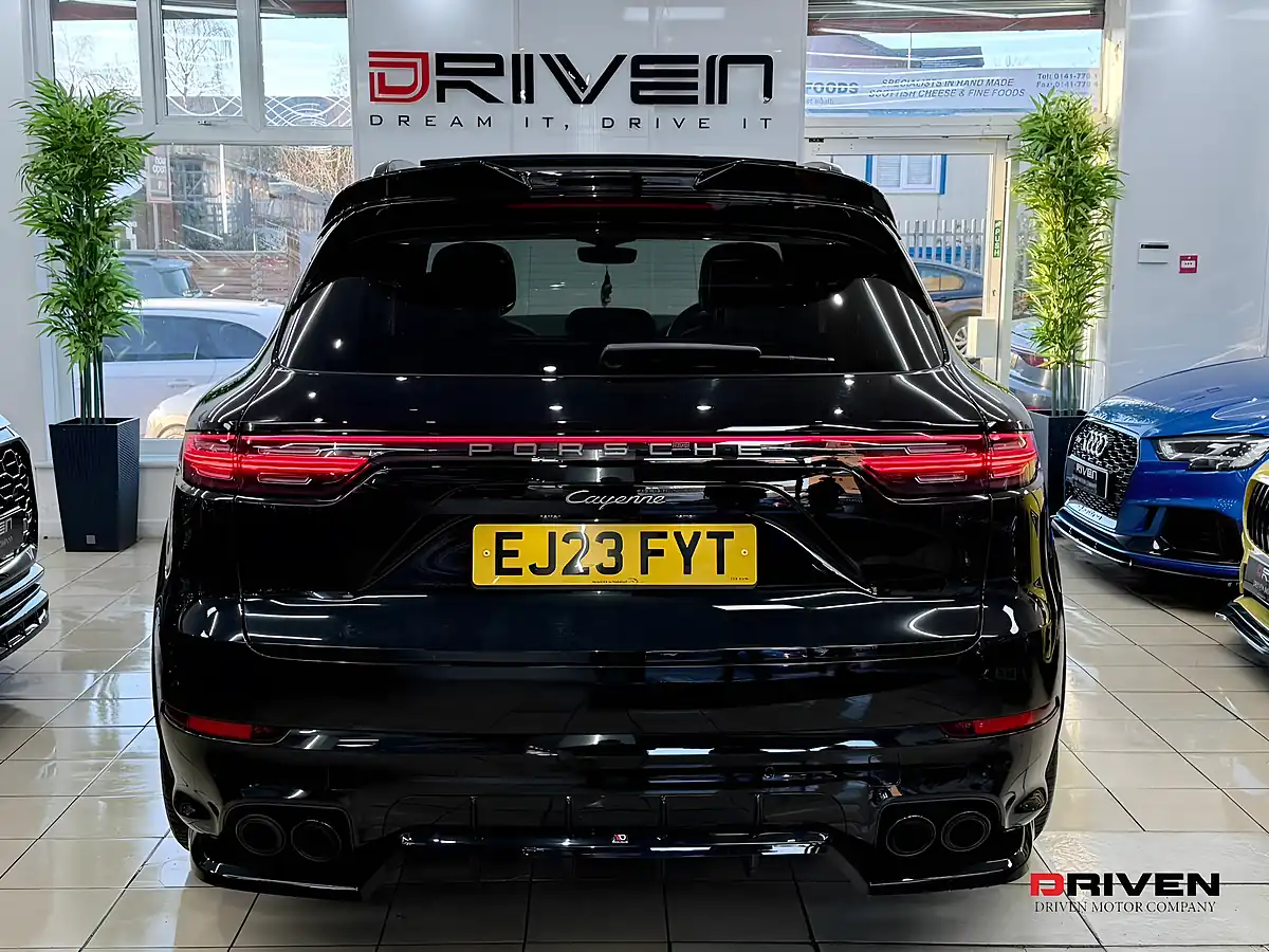 Used 2023 Porsche Cayenne Platinum Edition Black - Interior and Exterior details 12