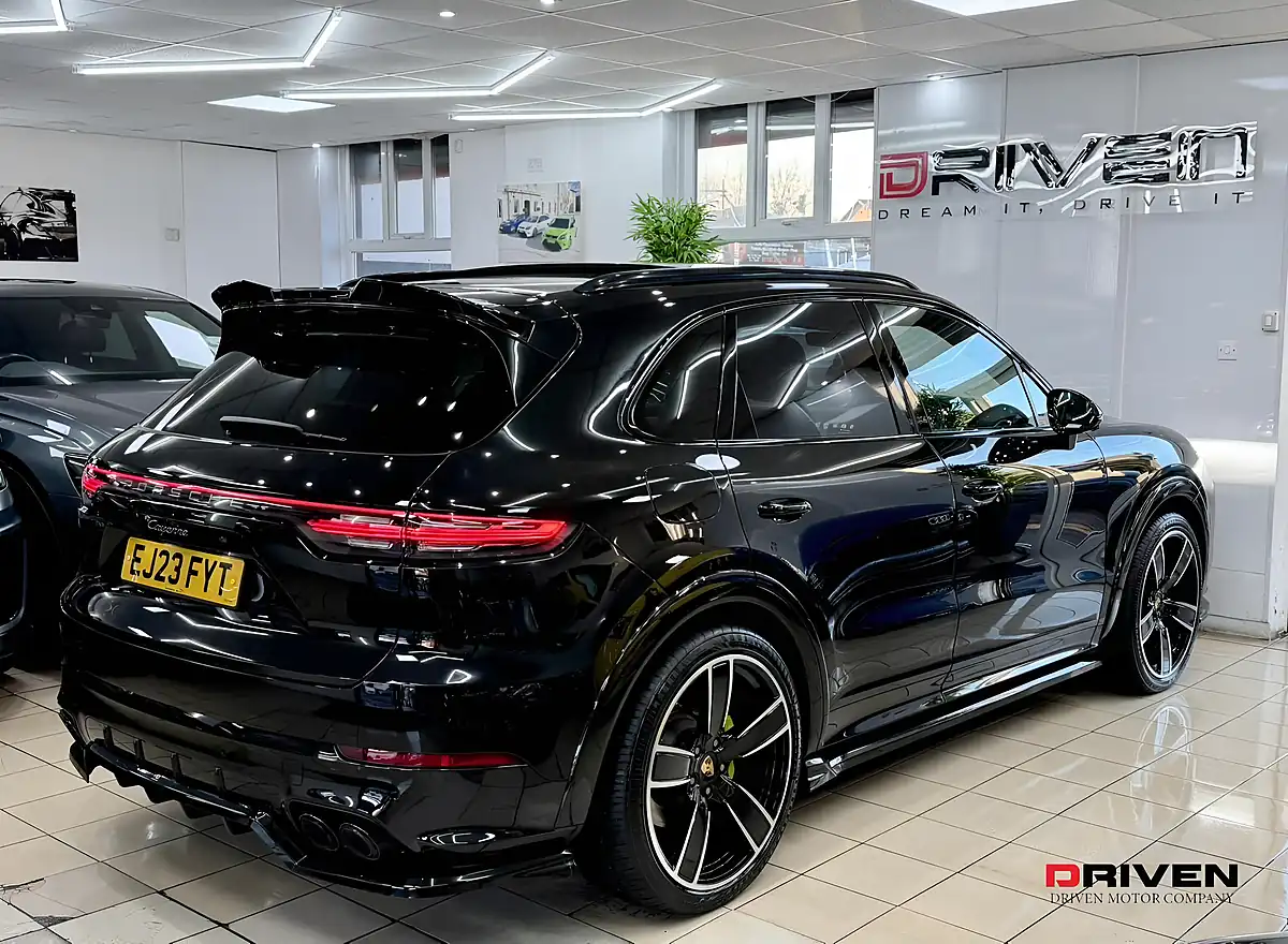 Used 2023 Porsche Cayenne Platinum Edition Black - Interior and Exterior details 13