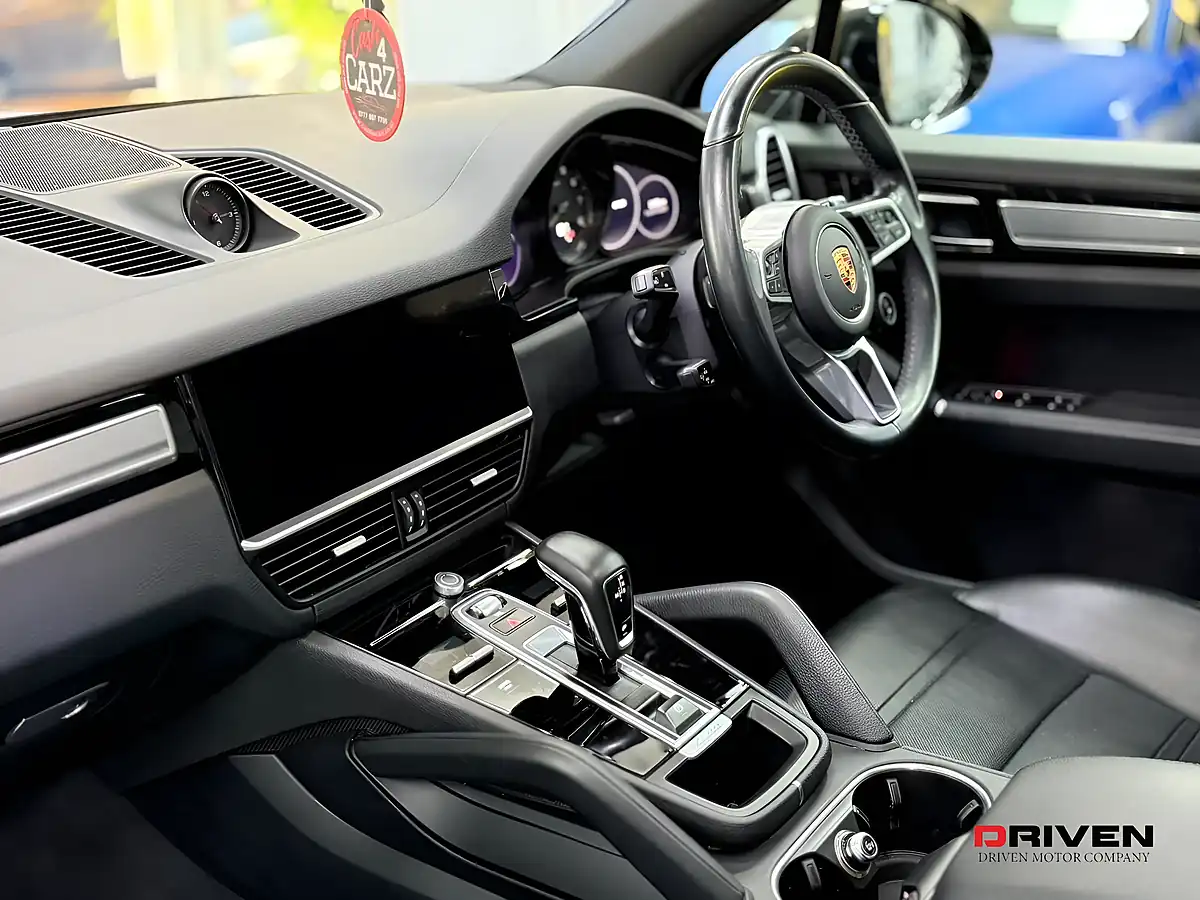 Used 2023 Porsche Cayenne Platinum Edition Black - Interior and Exterior details 14