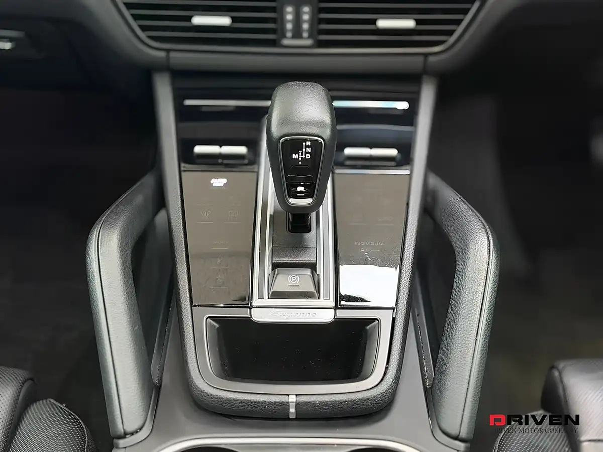 Used 2023 Porsche Cayenne Platinum Edition Black - Interior and Exterior details 15