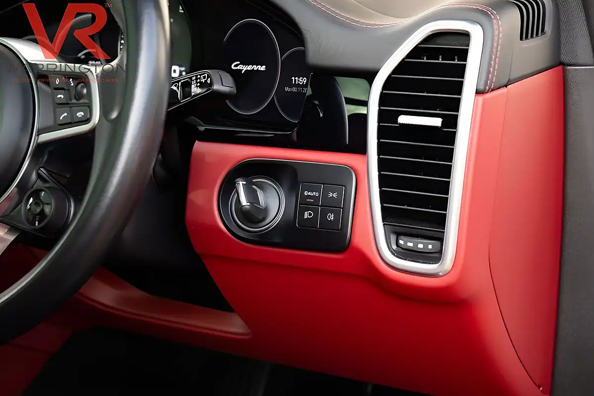 Used 2023 Porsche Cayenne Platinum Edition Carrera White Metallic - Interior and Exterior details 11
