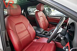 Used 2023 Porsche Cayenne Platinum Edition Carrera White Metallic - Interior and Exterior details 14