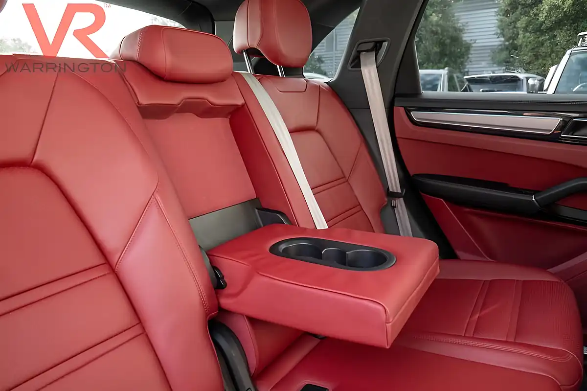 Used 2023 Porsche Cayenne Platinum Edition Carrera White Metallic - Interior and Exterior details 19