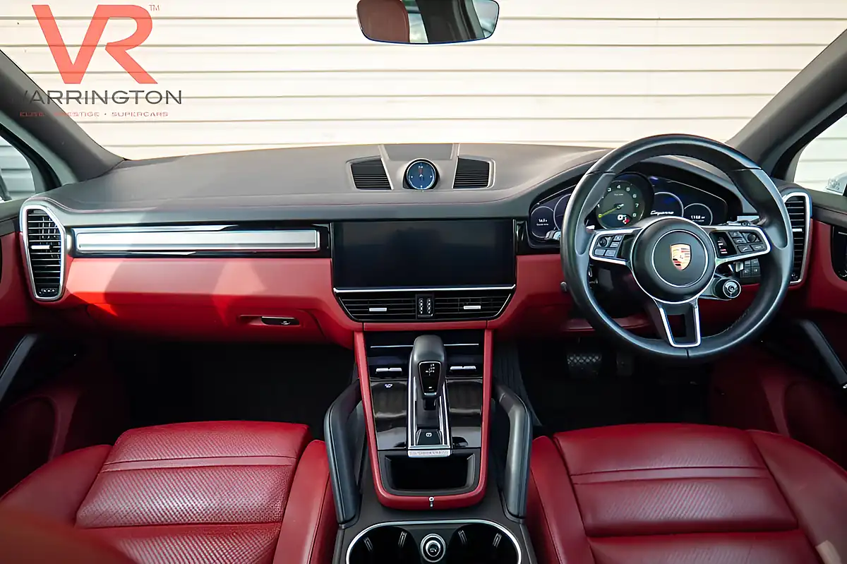 Used 2023 Porsche Cayenne Platinum Edition Carrera White Metallic - Interior and Exterior details 2