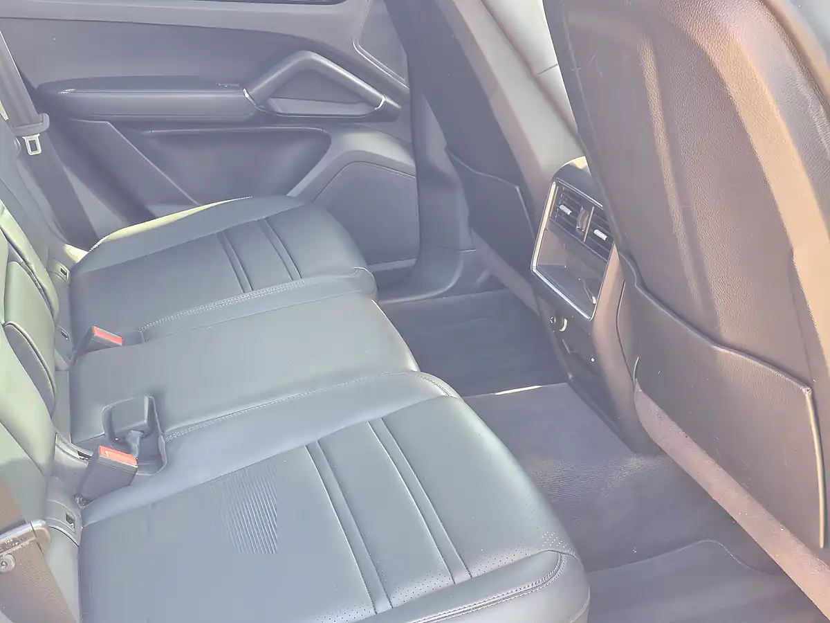 Used 2023 Porsche Cayenne S Grey - Interior and Exterior details 19