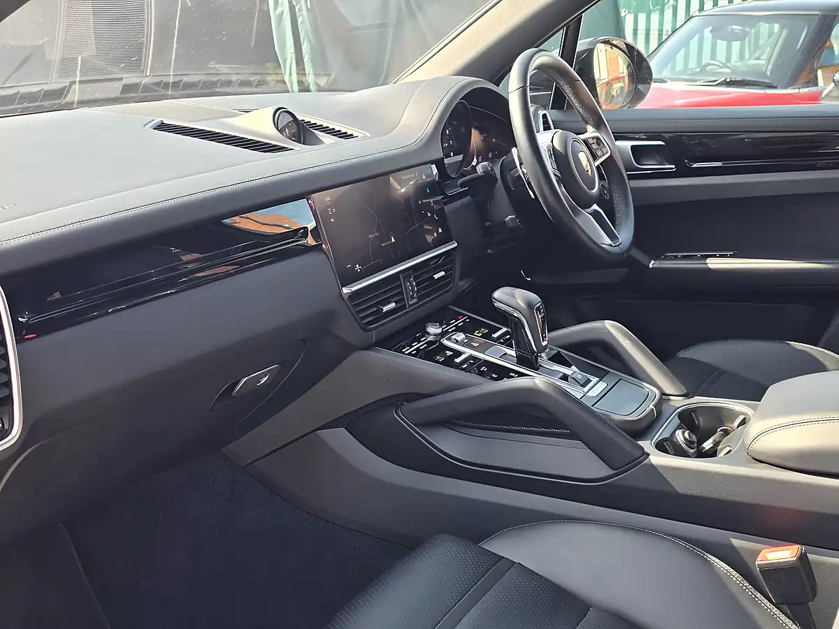 Used 2023 Porsche Cayenne S Grey - Interior and Exterior details 3