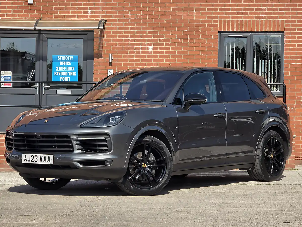 Used 2023 Porsche Cayenne S Grey - Interior and Exterior details 5