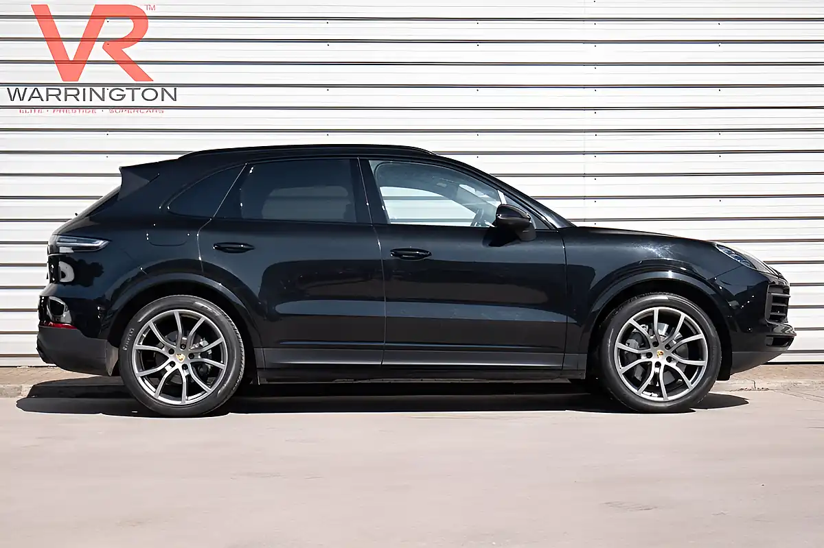 Used 2023 Porsche Cayenne S Platinum Edition Chromite Black - Interior and Exterior details 13