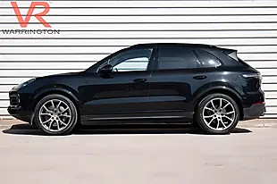 Used 2023 Porsche Cayenne S Platinum Edition Chromite Black - Interior and Exterior details 9