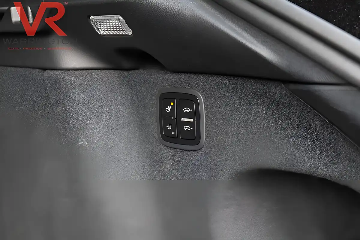 Used 2023 Porsche Macan Gts Black - Interior and Exterior details 12