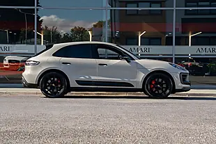 Used 2023 Porsche Macan Gts Crayon - Interior and Exterior details 2