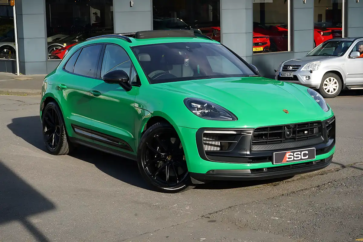 Used 2023 Porsche Macan Gts Green - Interior and Exterior details 18