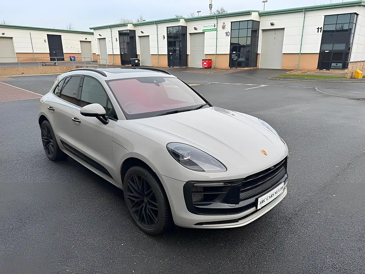 Used 2023 Porsche Macan Gts Grey - Front View