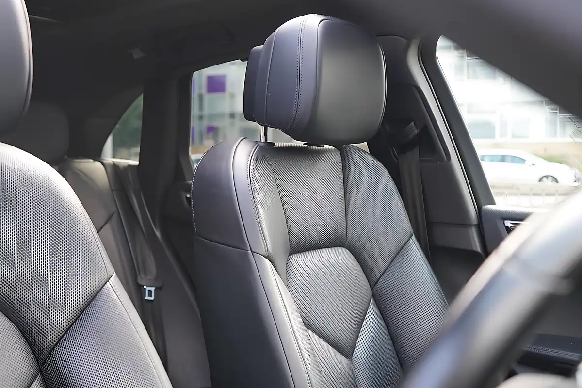 Used 2023 Porsche Macan S Black - Interior and Exterior details 16