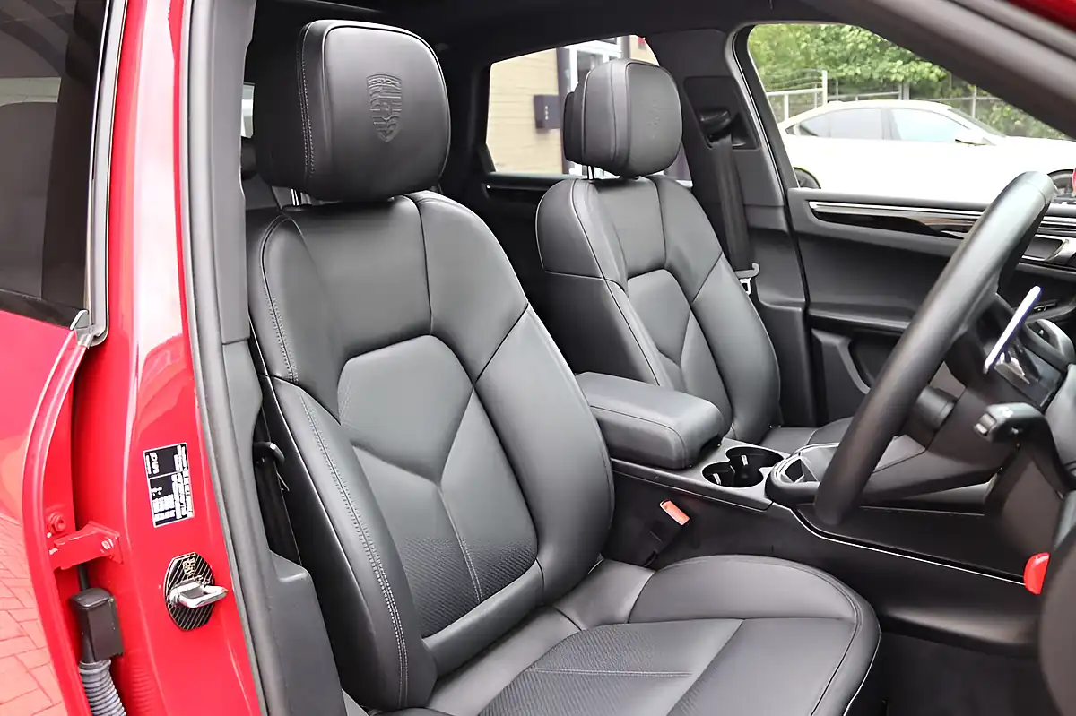 Used 2023 Porsche Macan S Carmine Red - Interior and Exterior details 4