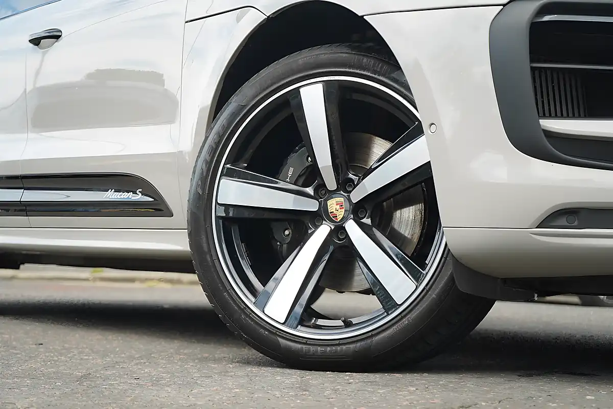 Used 2023 Porsche Macan S Grey - Interior and Exterior details 19