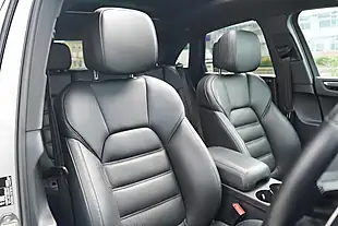 Used 2023 Porsche Macan S Grey - Interior and Exterior details 2
