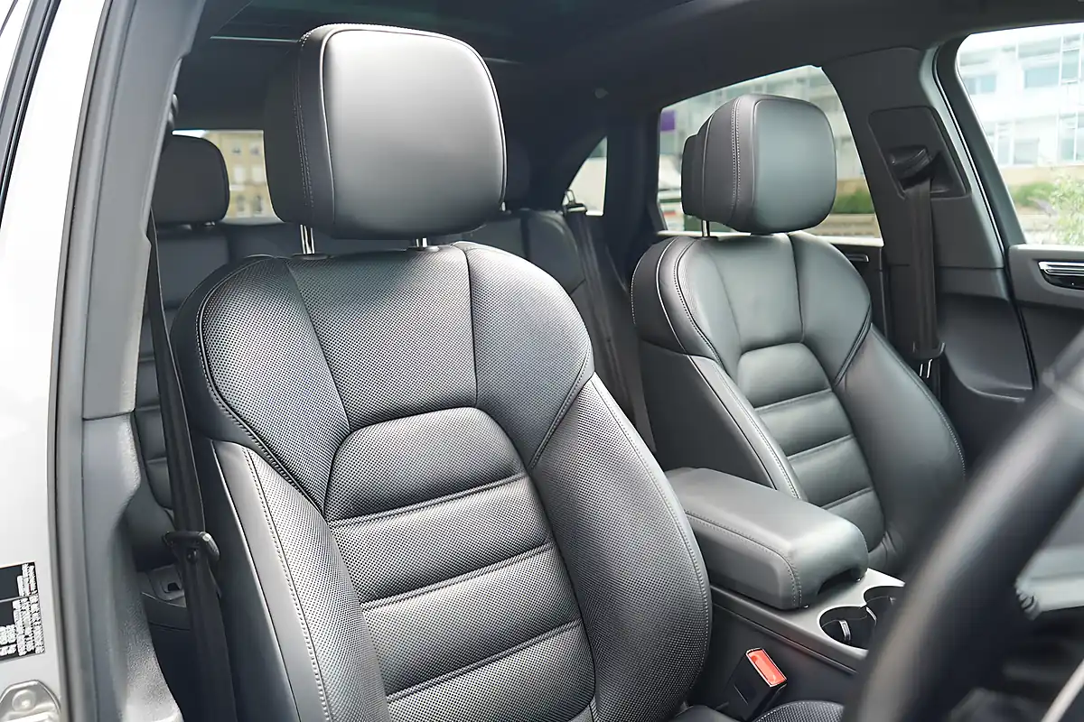 Used 2023 Porsche Macan S Grey - Interior and Exterior details 2