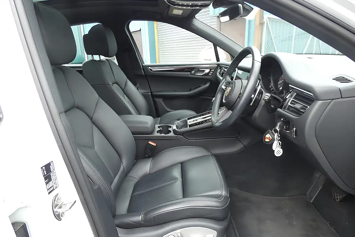 Used 2023 Porsche Macan S White - Interior and Exterior details 7