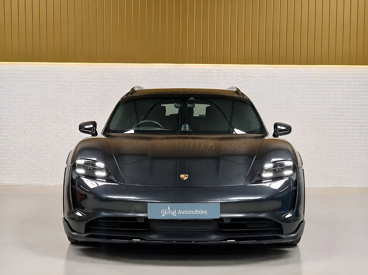 Used 2023 Porsche Taycan 4 Cross Turismo Performance Plus Volcano Grey - Interior and Exterior details 10